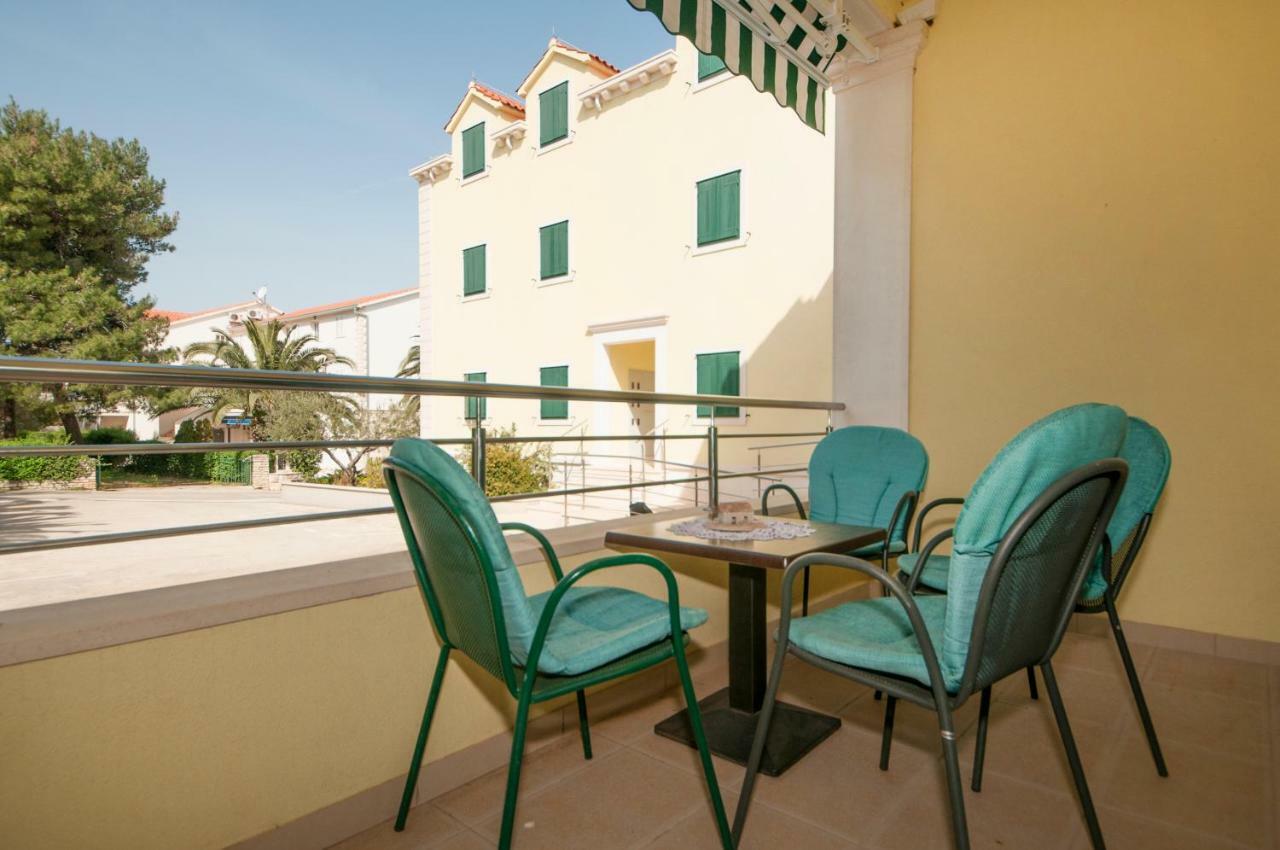Holiday House Barbara Supetar Εξωτερικό φωτογραφία