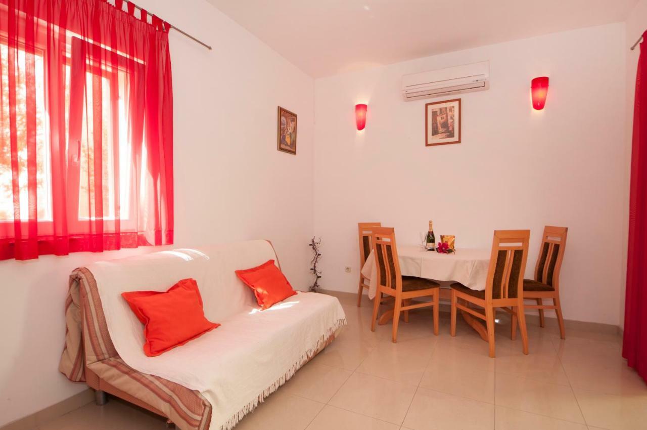 Holiday House Barbara Supetar Εξωτερικό φωτογραφία