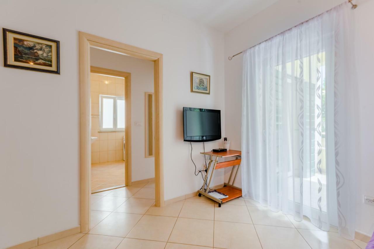 Holiday House Barbara Supetar Εξωτερικό φωτογραφία