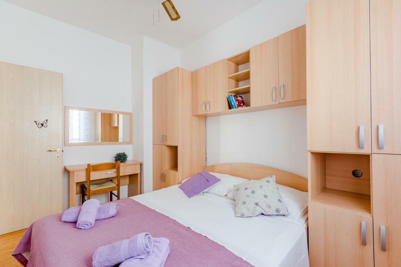Holiday House Barbara Supetar Εξωτερικό φωτογραφία