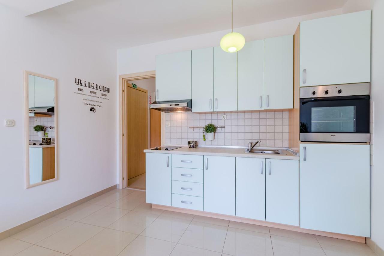 Holiday House Barbara Supetar Εξωτερικό φωτογραφία