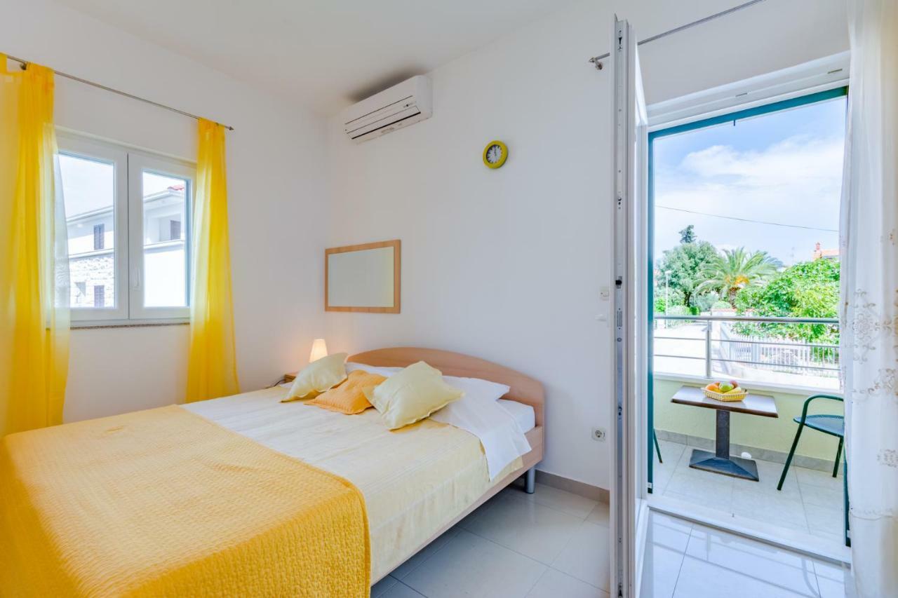 Holiday House Barbara Supetar Εξωτερικό φωτογραφία