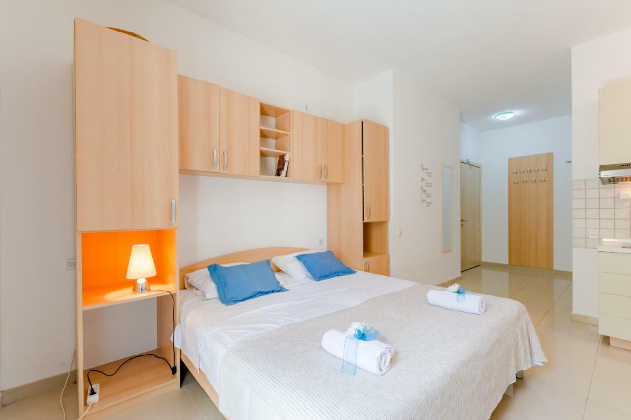 Holiday House Barbara Supetar Εξωτερικό φωτογραφία